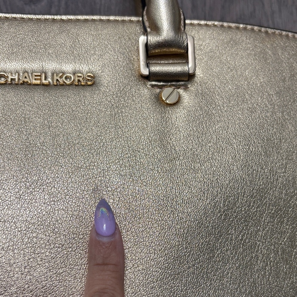 Michael Kors SELMA large Gold Tote - Picture 5 of 13